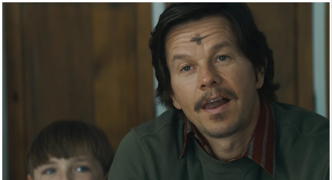 Mark Wahlberg tvrdi da je Hollywood ogromna mreža pedofilije