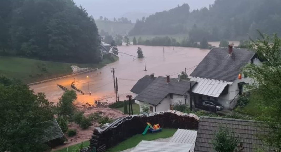 Apokaliptične scene u Sloveniji Poplave