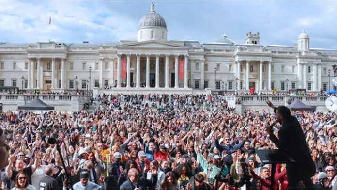 EUROPA SE BUDI! 70 000 ljudi okupilo se u Londonu kako bi čuli poruku evanđelja
