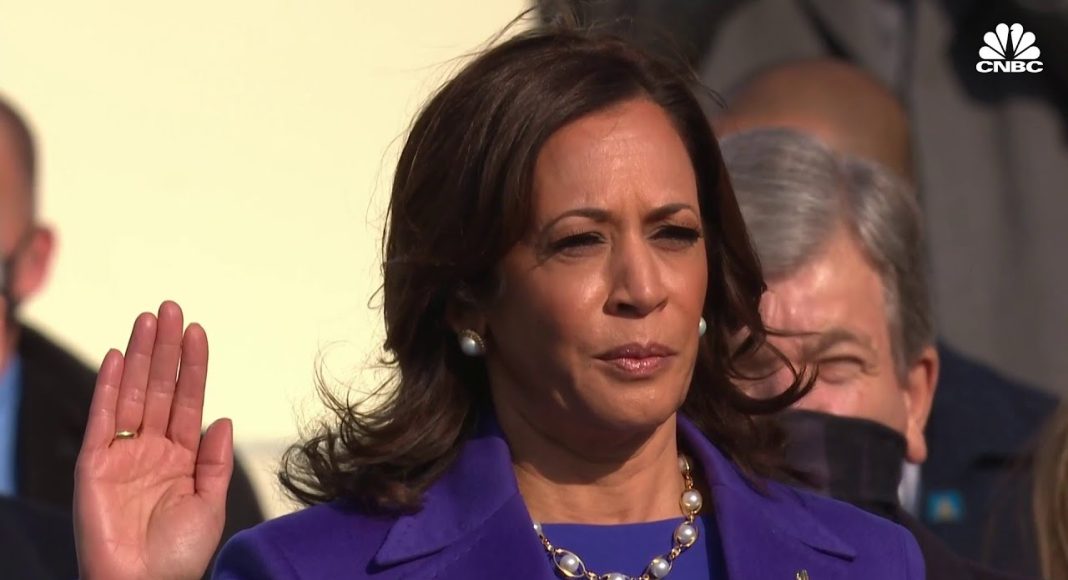 Kamala Harris nazvala pastora 1