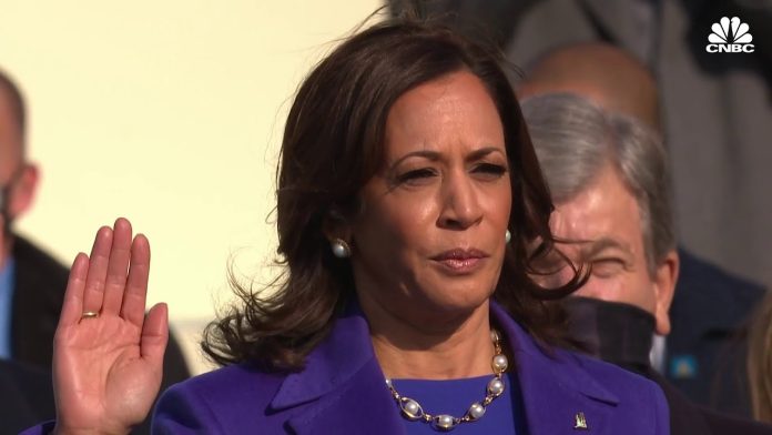 Kamala Harris nazvala pastora 1