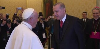 Turski predsjednik Erdogan razgovarao je s papom o "perverznoj propagandi" na Olimpijskim igrama