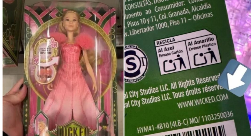 Mama se zgrozila kada je vidjela što se nalazi na pakiranju lutke Barbie